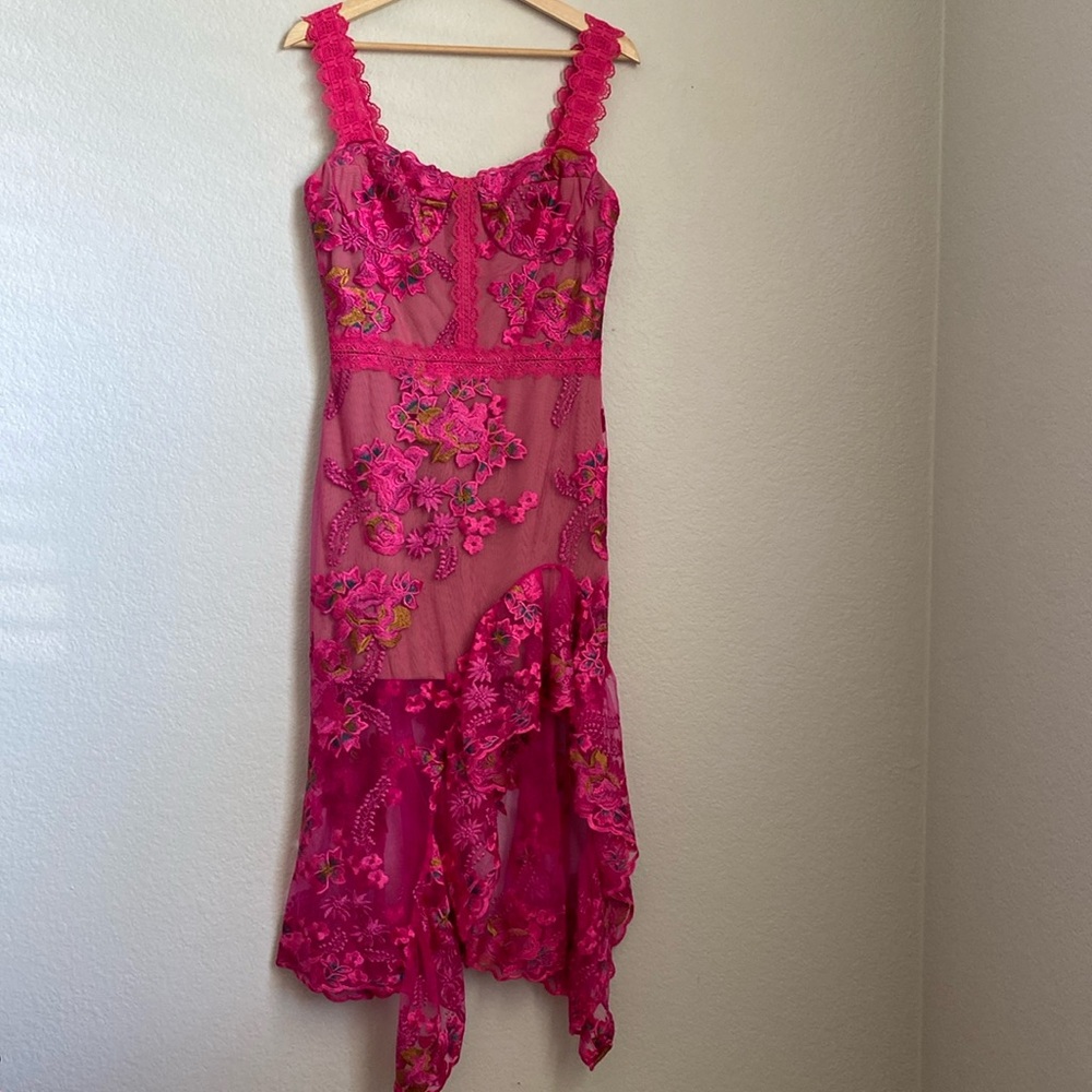 Bronx and Banco Hot Pink Lace Appliqué Asymmetric Midi Dress - Picture 4 of 16